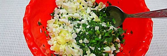 булочки с яйцами и зеленью на простокваше