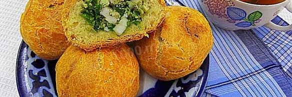 булочки с яйцами и зеленью на простокваше