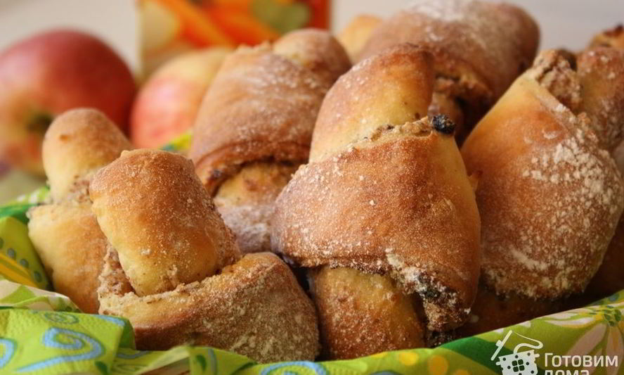 Рецепт быстрых творожных круассанов с яблочно-ореховой начинкой