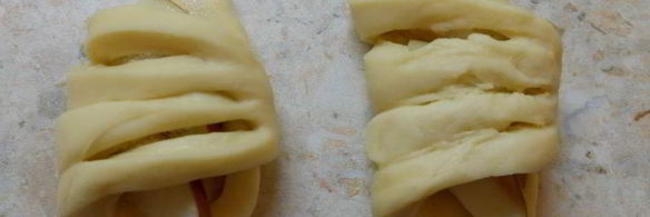 дрожжевые булочки с яблоками