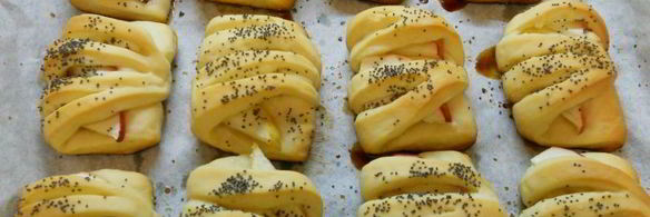 дрожжевые булочки с яблоками