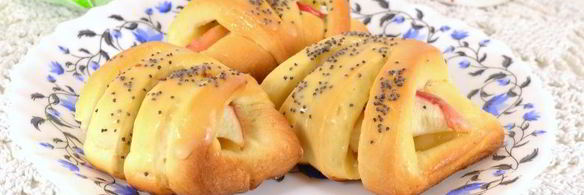 дрожжевые булочки с яблоками