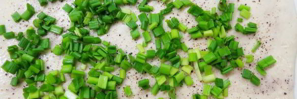 китайские паровые булочки с зеленым луком