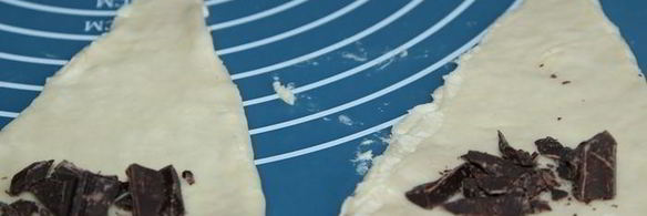 круассаны с шоколадом