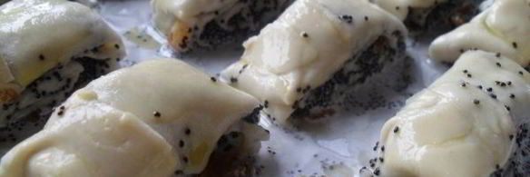 маленькие булочки с маком