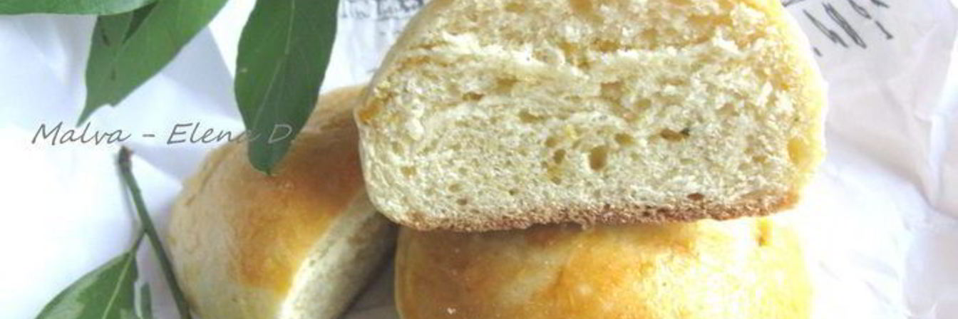 Нежные булочки с цедрой лимона и апельсина