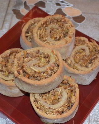 Ореховые булочки с корицей