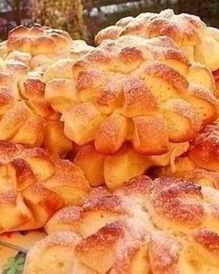 Плюшки Хризантема с корицей