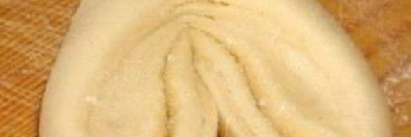 плюшки с сахаром