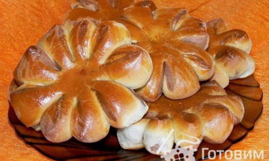 Рецепт плюшек цветы из двойного теста