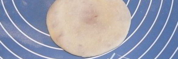 плюшки цветы из двойного теста