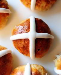 Сдобные булочки на Пасху