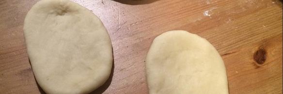 сдобные булочки с шоколадной пастой