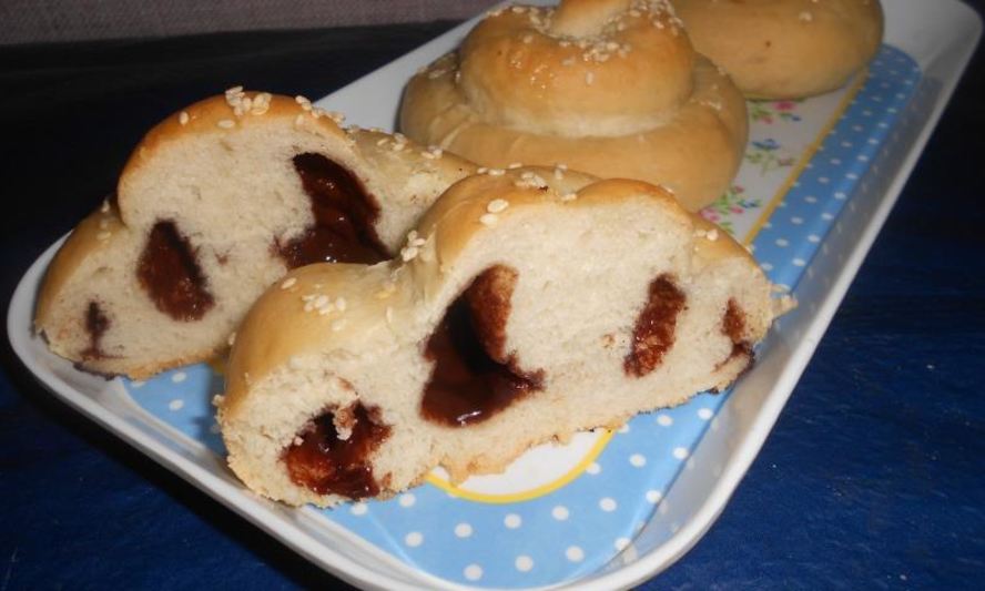 Рецепт сырных булочек-улиток ассорти