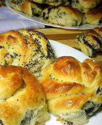 Творожные булочки Маковые узелки