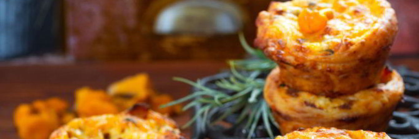 Творожные булочки с курицей и лисичками