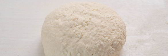 творожные булочки с курицей и лисичками