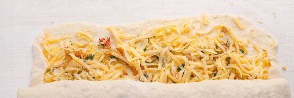 творожные булочки с курицей и лисичками