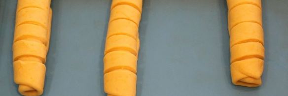 воздушные тыквенные булочки на сгущенке