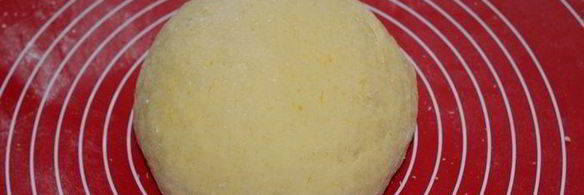 воздушные тыквенные булочки на сгущенке