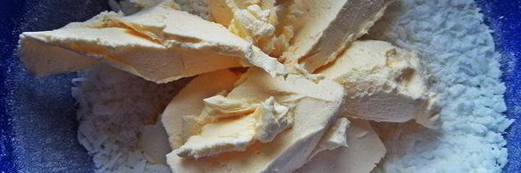 быстрый кокосово-шоколадный рулет