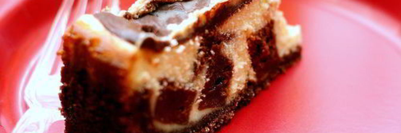 Мозаичный чизкейк с горьким шоколадом