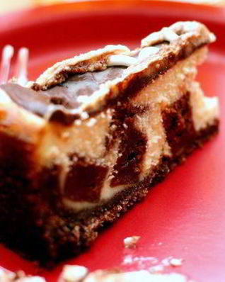 Мозаичный чизкейк с горьким шоколадом