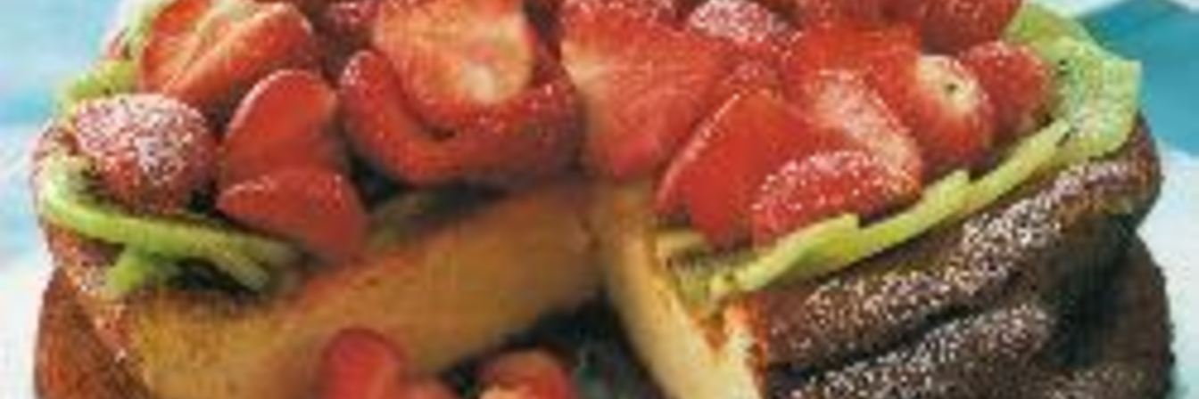 Творожный чизкейк с клубникой и киви