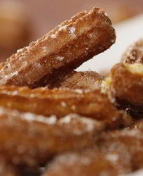 Чуррос с шоколадным соусом