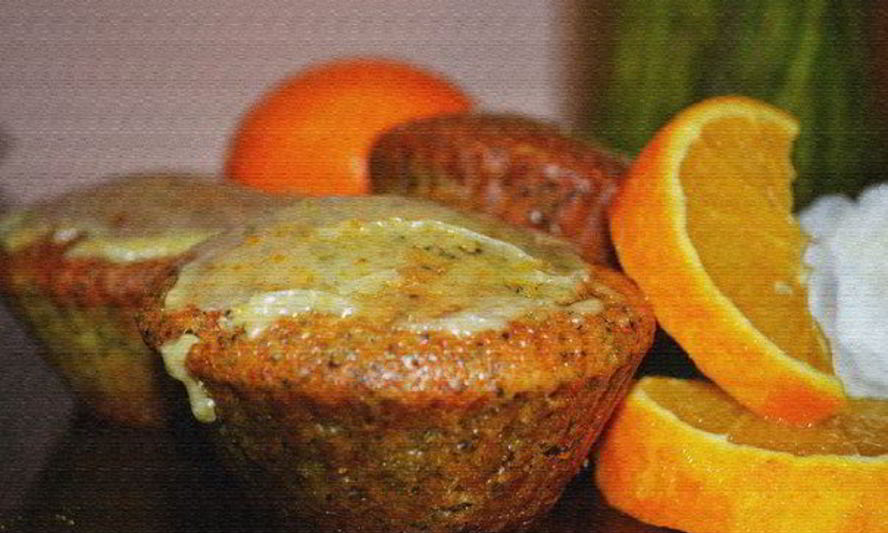 Рецепт апельсиновых капкейков с маком и ванильной глазурью