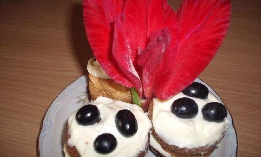 Рецепт бисквитных кексиков с маскарпоне