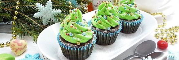 черемуховые капкейки с апельсиновым джемом и ванильным кремом