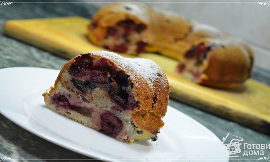 Рецепт домашнего кекса с вишней и шоколадом