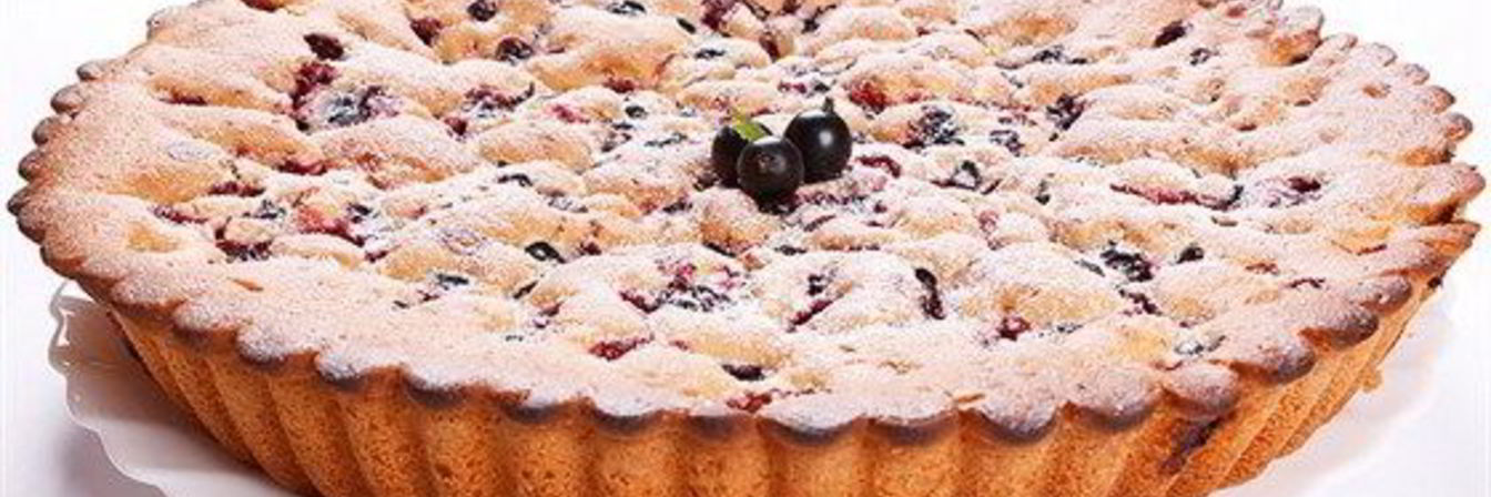 Кекс с черной смородиной и лимонной цедрой