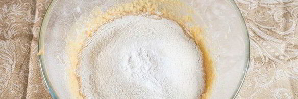 кекс с кешью и цукатами