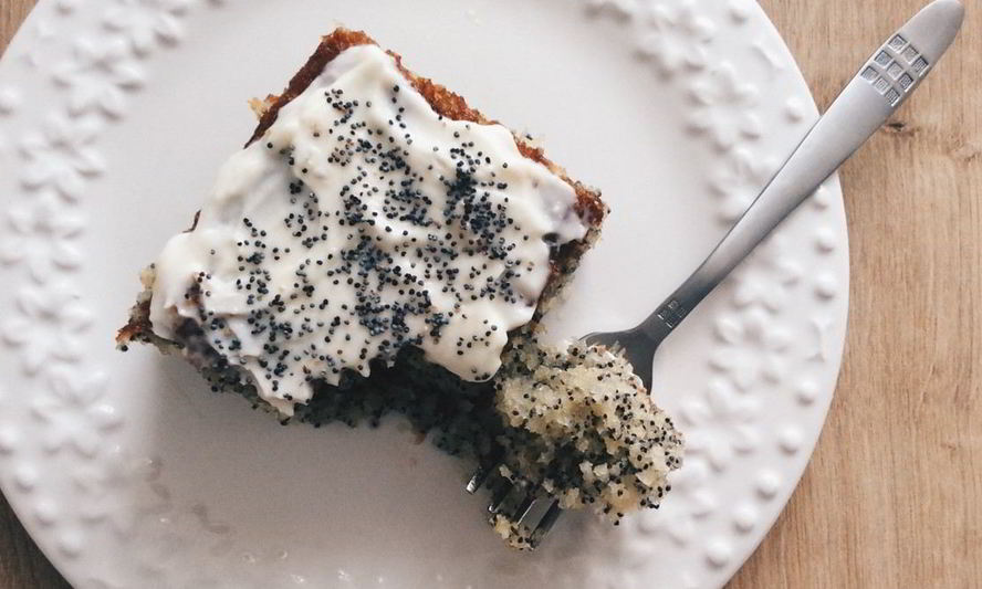 Рецепт кекса с маком ревани