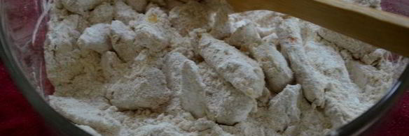 кекс с персиками и голубикой