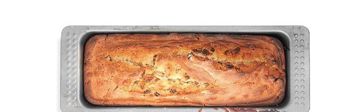 Кекс с сиропом из топинамбура и золотым изюмом