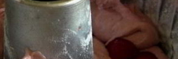 клубничный кекс с шоколадной глазурью