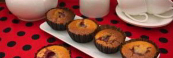 клубничные кексы