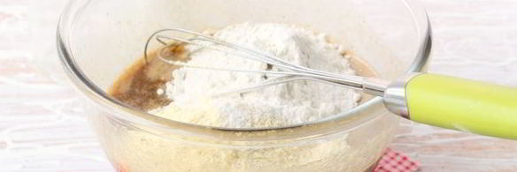 кофейный кекс с малиной