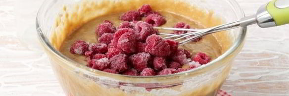 кофейный кекс с малиной