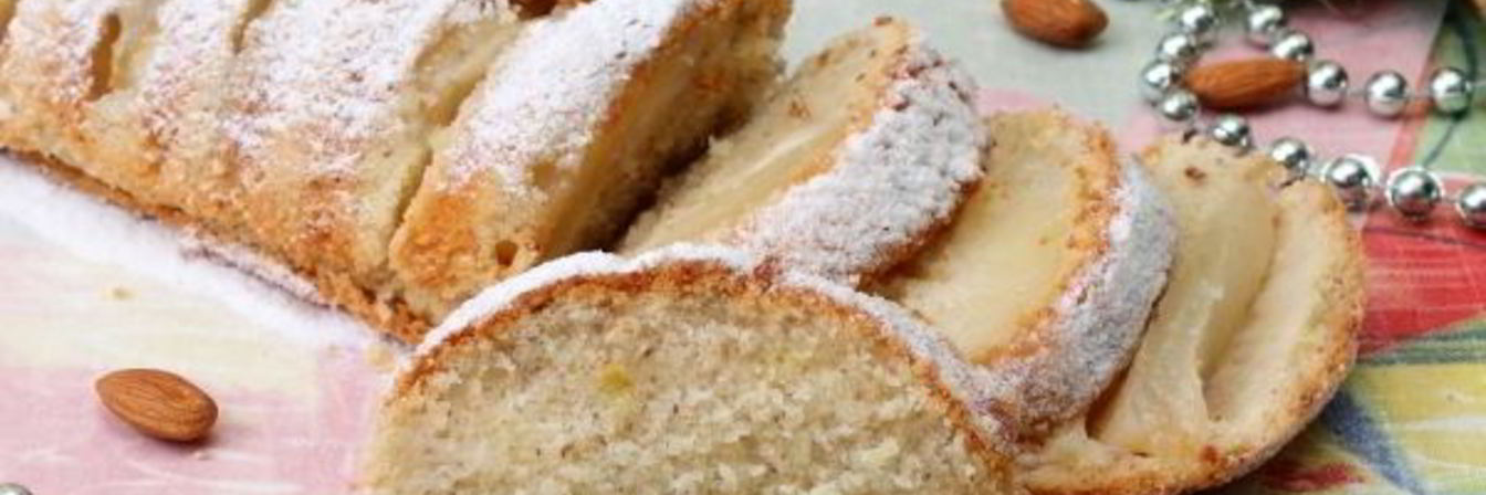 Лимонный кекс с грушами и миндалем