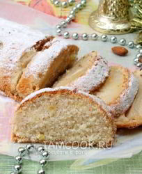 Лимонный кекс с грушами и миндалем