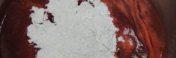 малиновый капкейк с малиновым кули