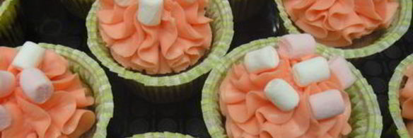 малиновый капкейк с малиновым кули