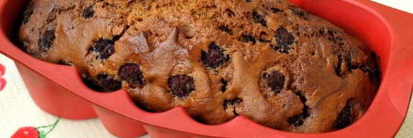 мраморный пряный кекс на сыворотке с малиной