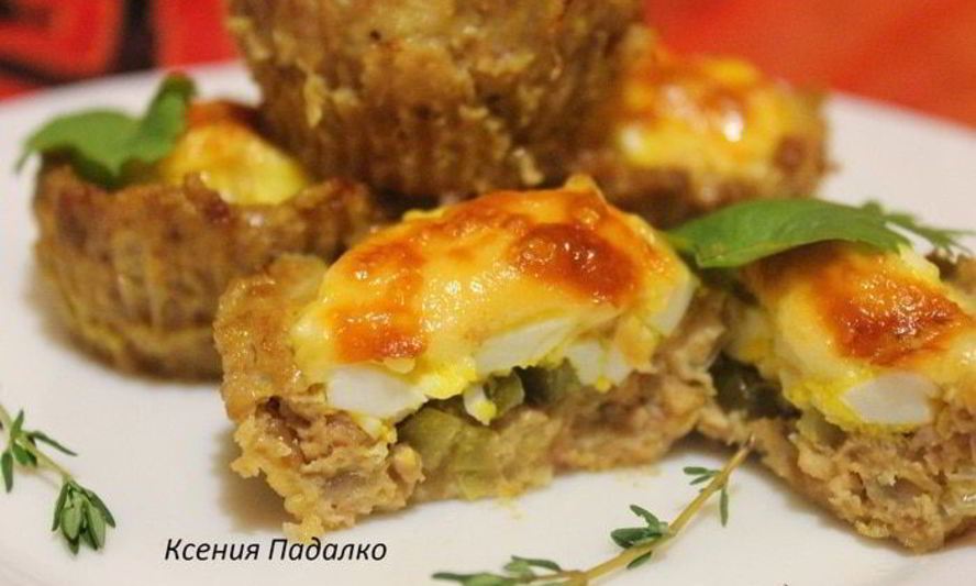 Рецепт мясных кексов с начинкой