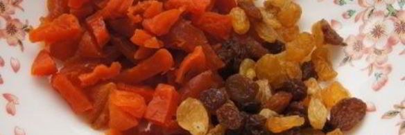 постные кексы с курагой и изюмом