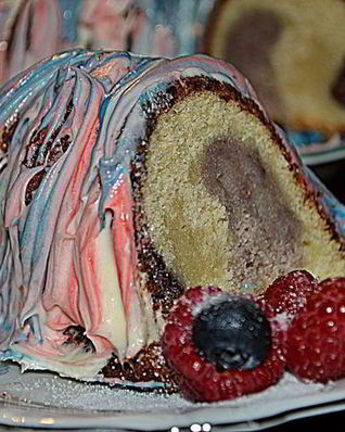 Праздничный фунтовый кекс